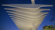 Muelle Uno Roof