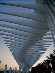 Muelle Uno Roof