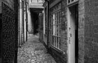 Alleyway Leighton Buzzard